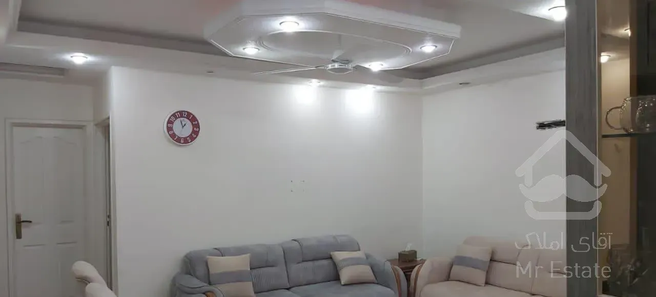 آپارتمان ۷۳ متری ۲ خوابه در فولادشهر ۱