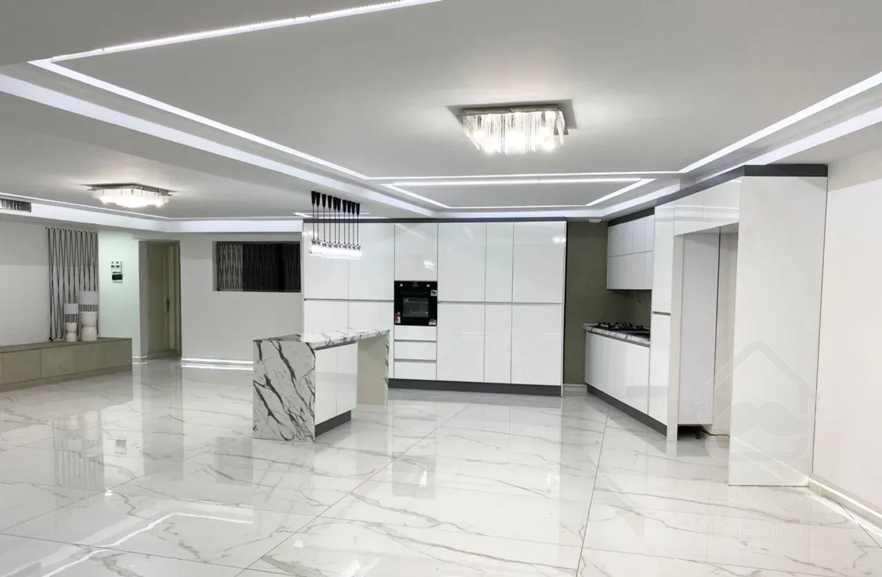 آپارتمان 165متری دوخوابه   کلید نخورده