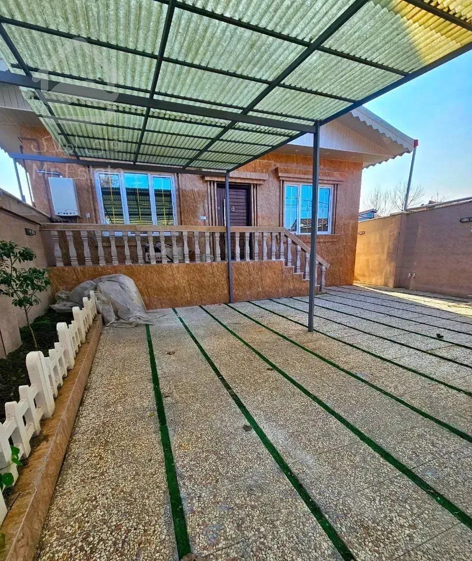 ویلا نوساز با سند تک برگ و دسترسی آسان به مرکز شهر