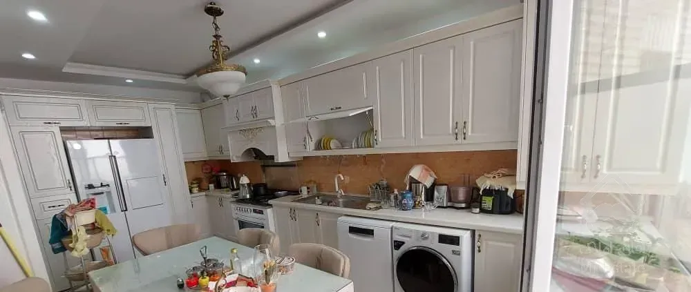 هنرستان( قبل پیروزی) ۱۴۶ متری ۳خواب بازسازی شده