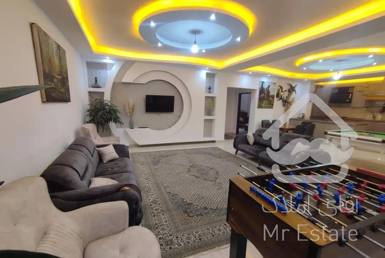 ویلا باغ استخردار در انزلی .باغ سفید(مالک هستم)