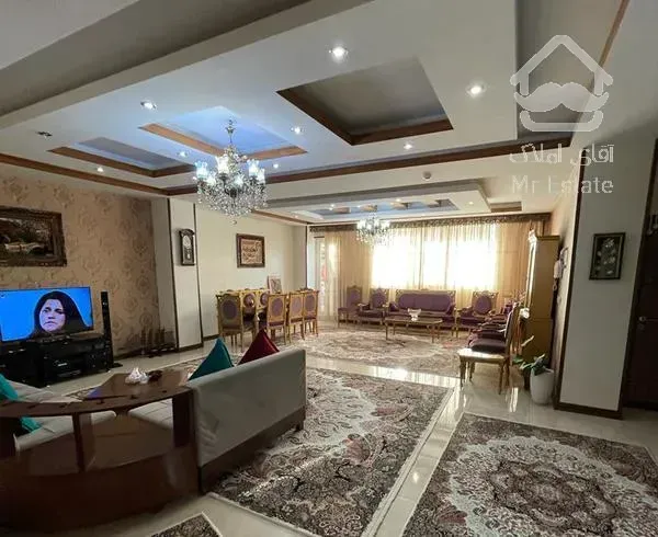 اپارتمان تک واحدی طبقه سوم نور گیر