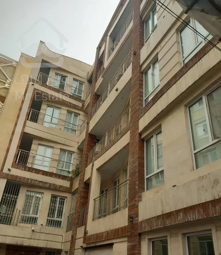 ۱۲۰متری دنج اندرزگو/لابی مبله