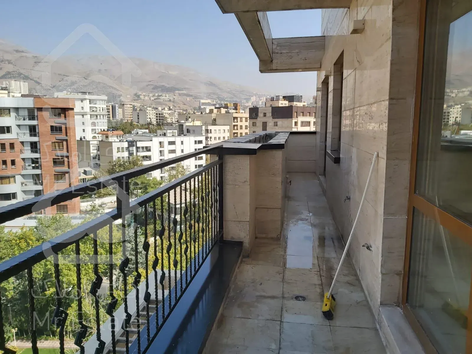 رهن و اجاره آپارتمان ۲۵۰ متری ۳ خوابه در اقدسیه