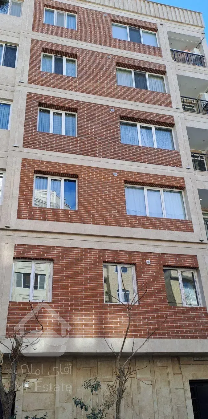 اسدی جنوبی ۱۱۵ متر ۲ خواب طبقه آخر کلیدنخورده