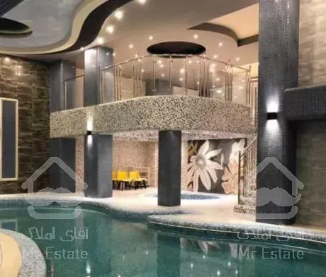 ۹۵ متر برج مجلل پونک/ استخر سونا روف گاردن