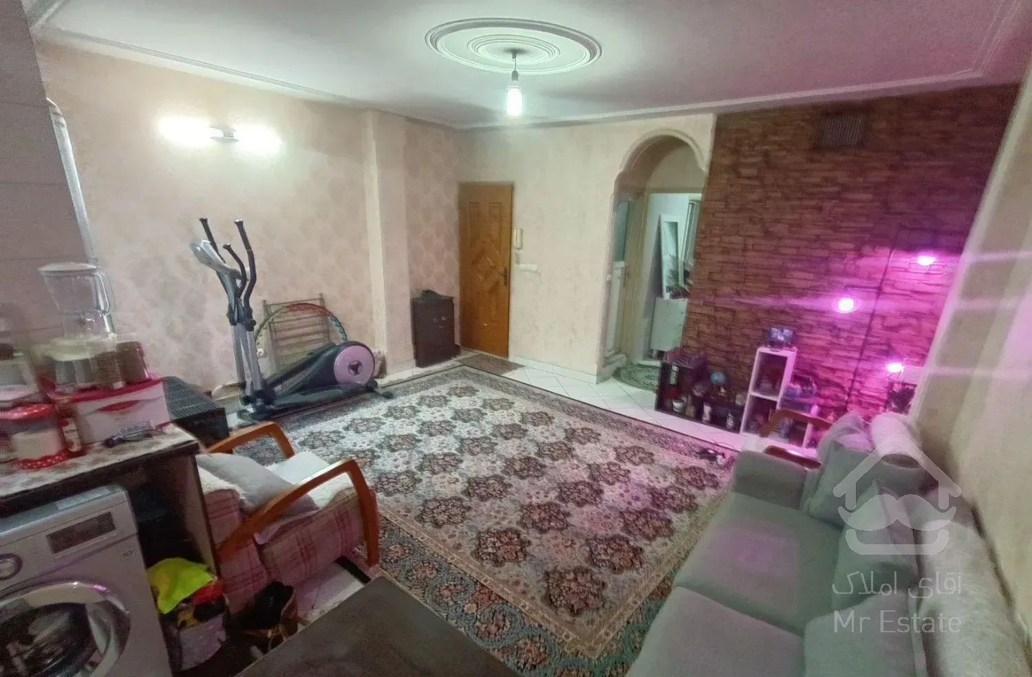 ۵۵ متر یکخوابه،خیابان خوش امام خمینی طبقه دوم