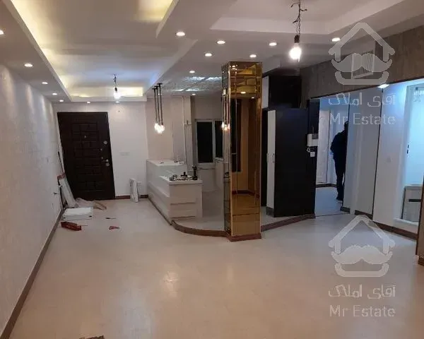 آپارتمان ۸۸متری/ درختی