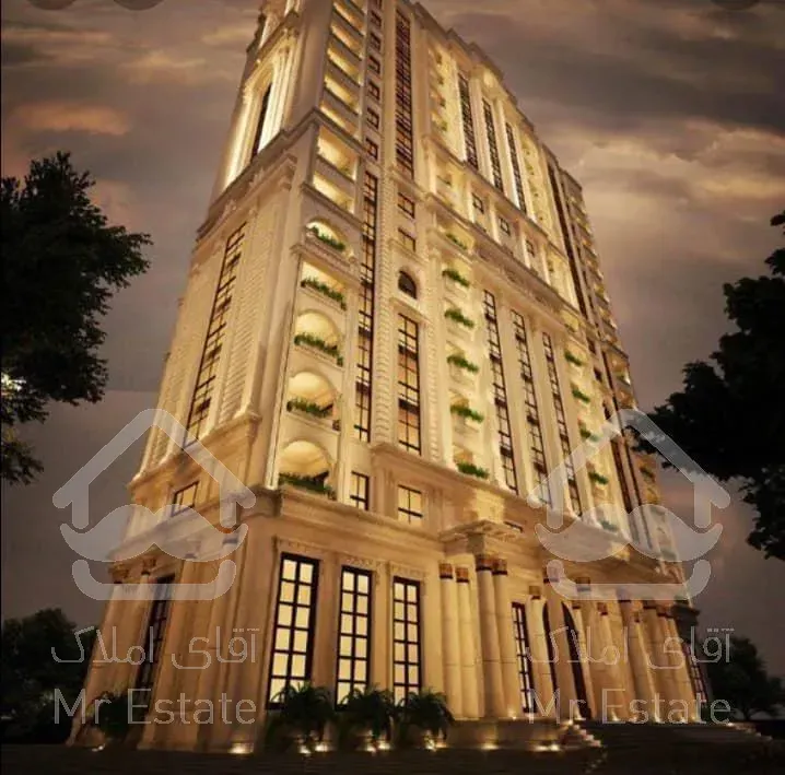 110متر دو خواب، خاص سخت پسندان، سازنده ی بنام