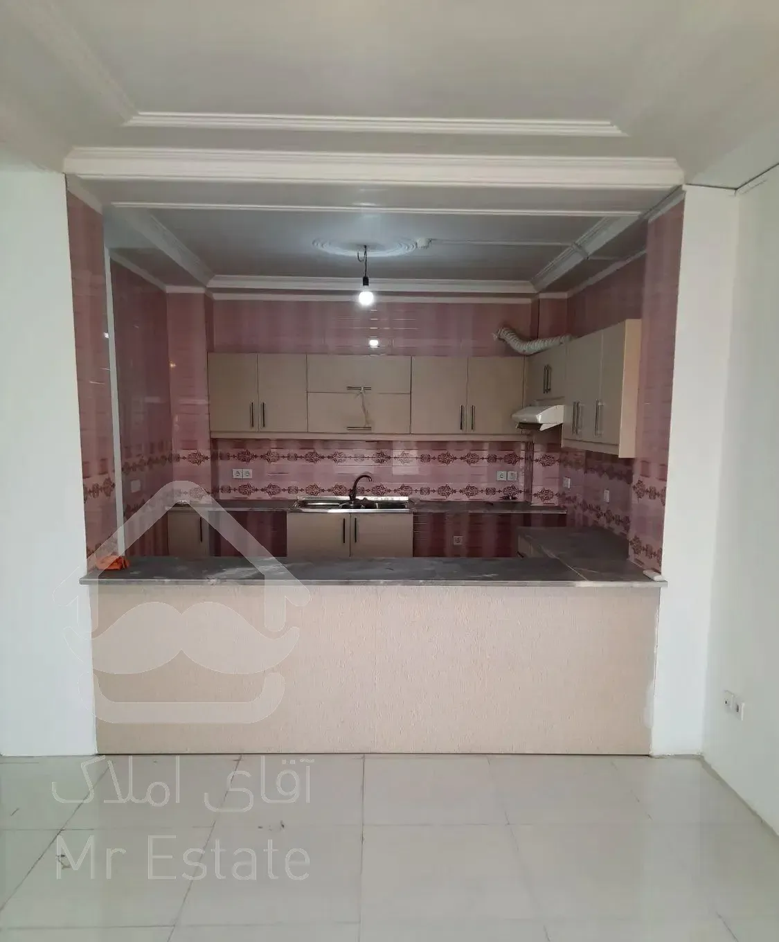 ۹۰ متری در نور داخل شهر