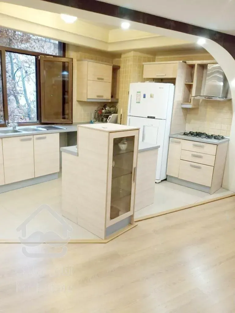 اجاره واحد صد متری دو خواب . مشاعات آبی . قیطریه