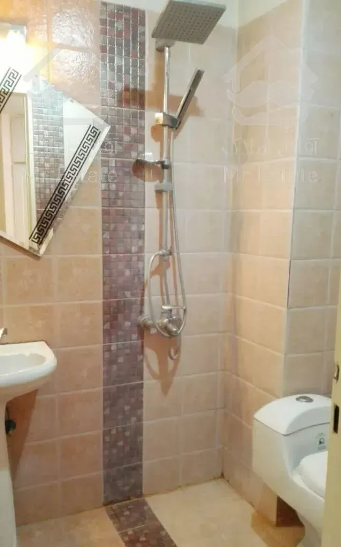 ۸۰متری طبقه۱پارکینگ دار