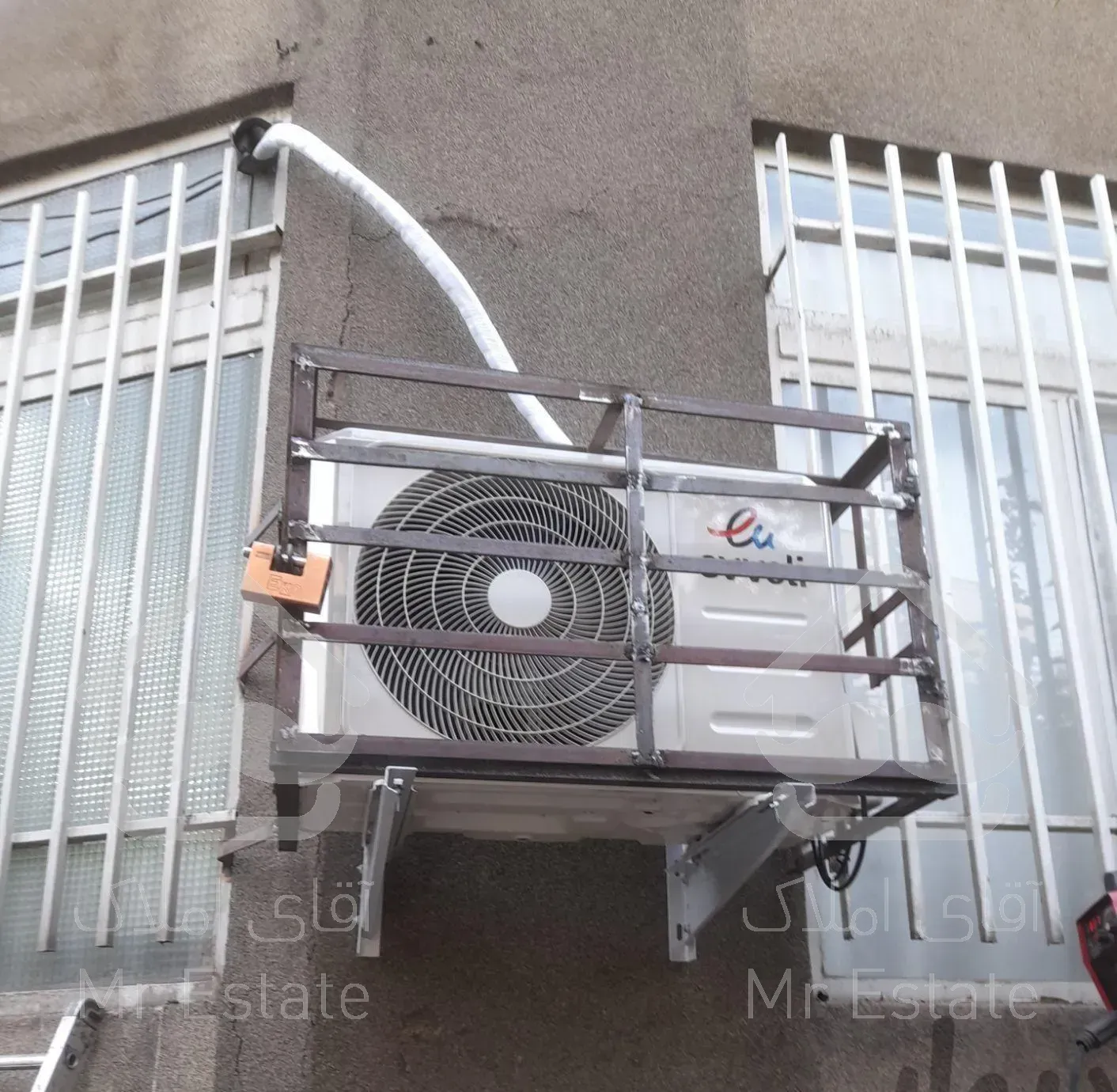 آهنگر جوشکاری سیار جوشکار