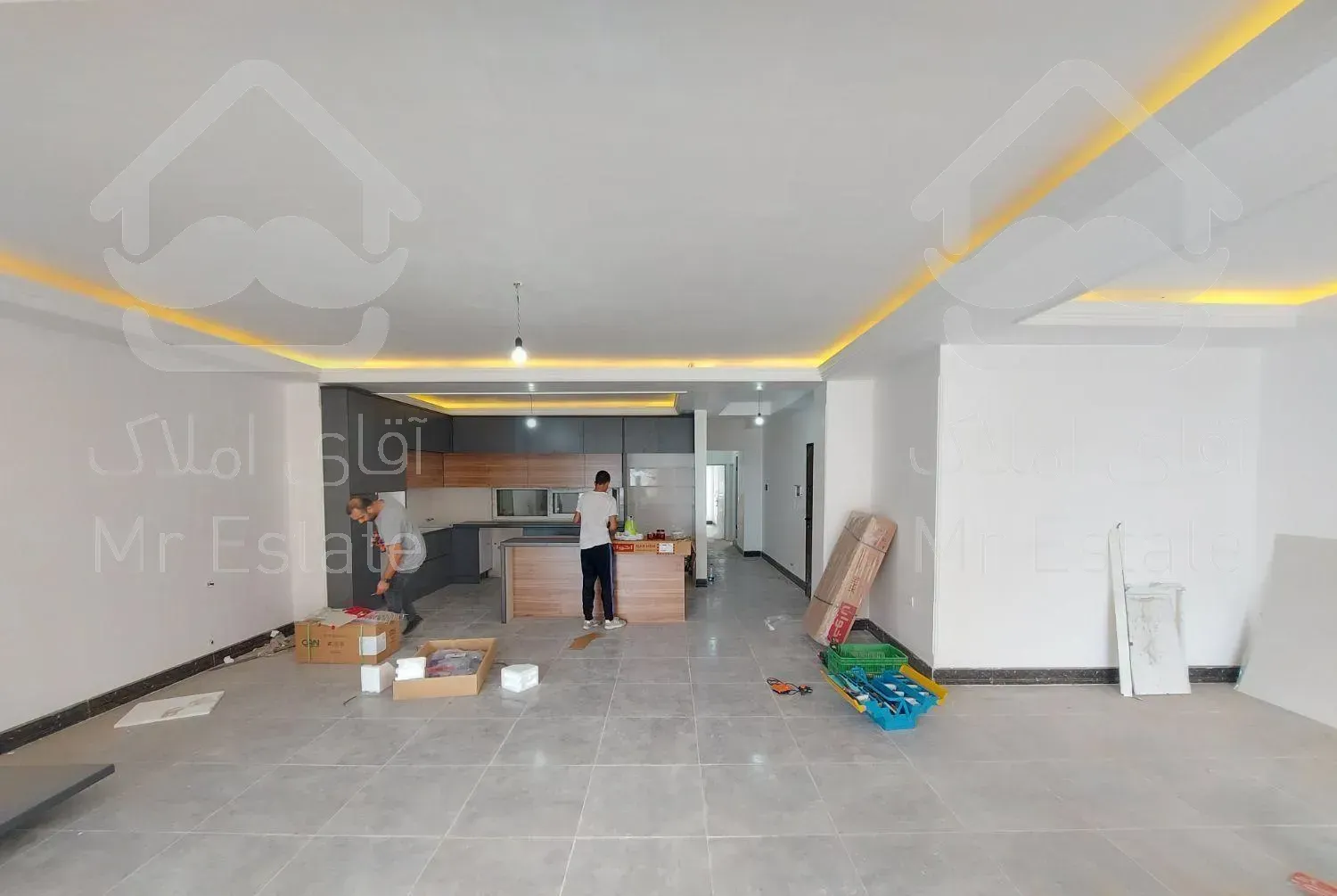 فروش آپارتمان ۱۵۰ متری کلید اول در بلوار جمهوری