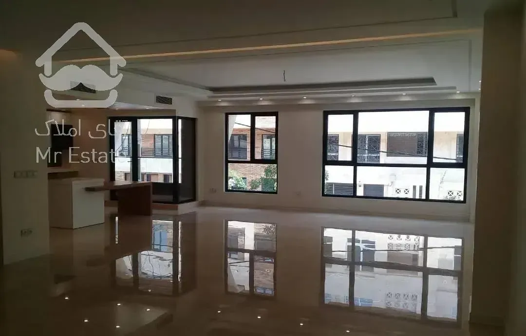 143 متر/3 خواب/خطی رو به آفتاب/2 تراس