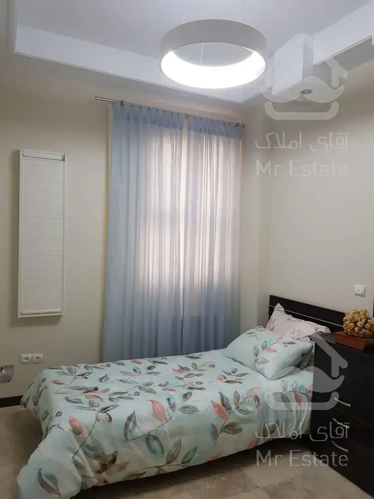 ۷۷متر۲خواب/فردوس شرق/لوکیشن عالی/بدون ضعف نورونقشه/سالن پرده خور