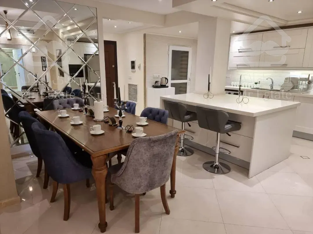 اجاره و رهن آپارتمان فرشته 250  متر شیک