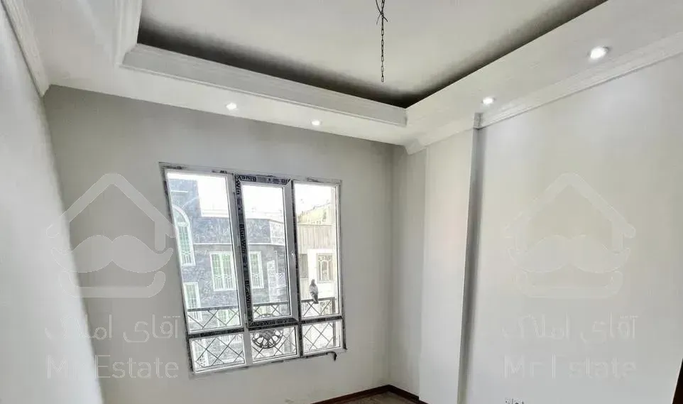 ۹۲ متر / نوساز  کلید نخورده  /آفتابگیر / شاهین