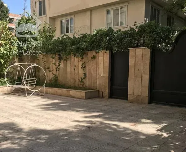 اپارتمان ۱۱۰ متری سه خوابه  کوچه مهرشهر