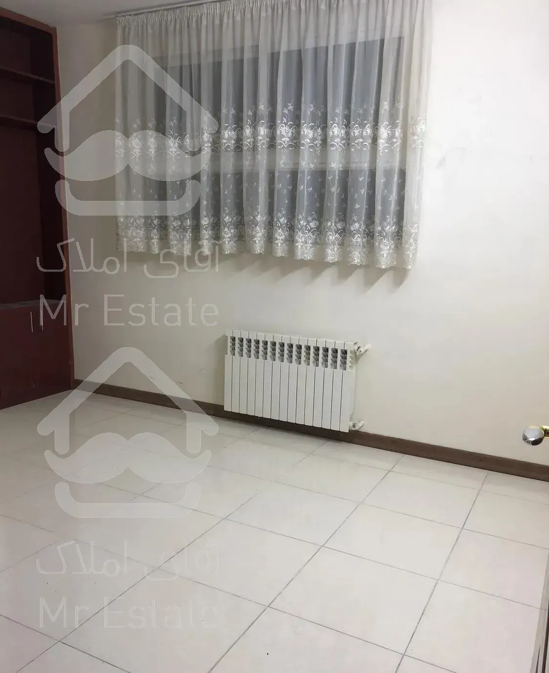 ۱۳۰متراپارتمان شیک فلکه احمداباداول سروش