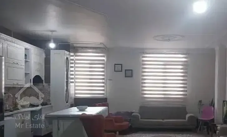 ۹۰مترشقایق شمالی با پارکینگ طبقه ۳مناسب مجرد