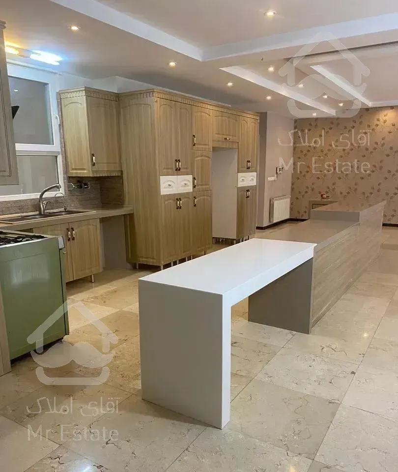 آپارتمان ۱۹۰ متری پاسداران تاپ لوکیشن