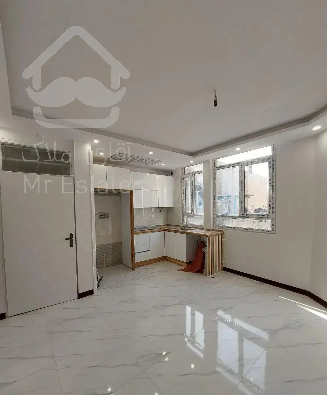 ۳۴ متر جمهوری باستان جنوبی