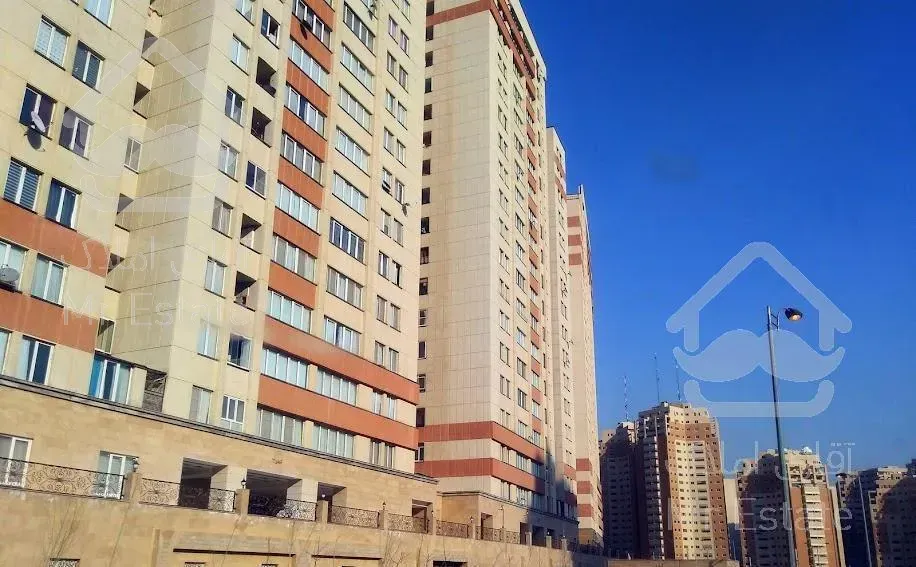 ۱۱۰متری ویو دریاچه