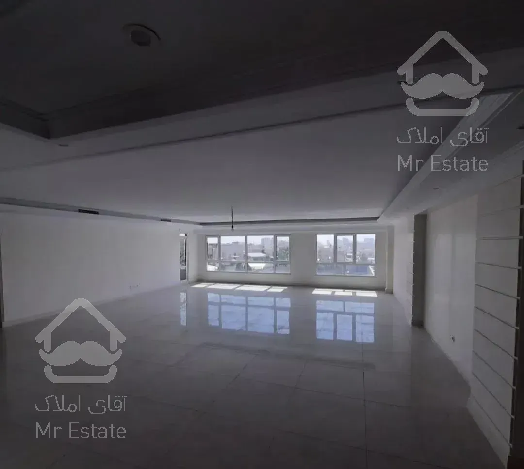 ۶۰۰ متر موقعیت اداری شیک نوساز دربست شهرک راه آهن