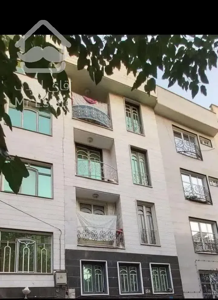 آپارتمان۵۲متری/با پارکینگ