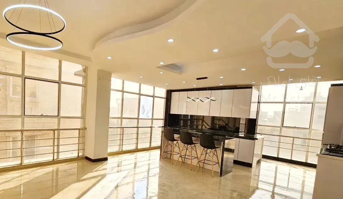 ۸۸مترسندتکبرگ/نورگیر/اندیشه شهرزیبا/اسانسورپارکینگ