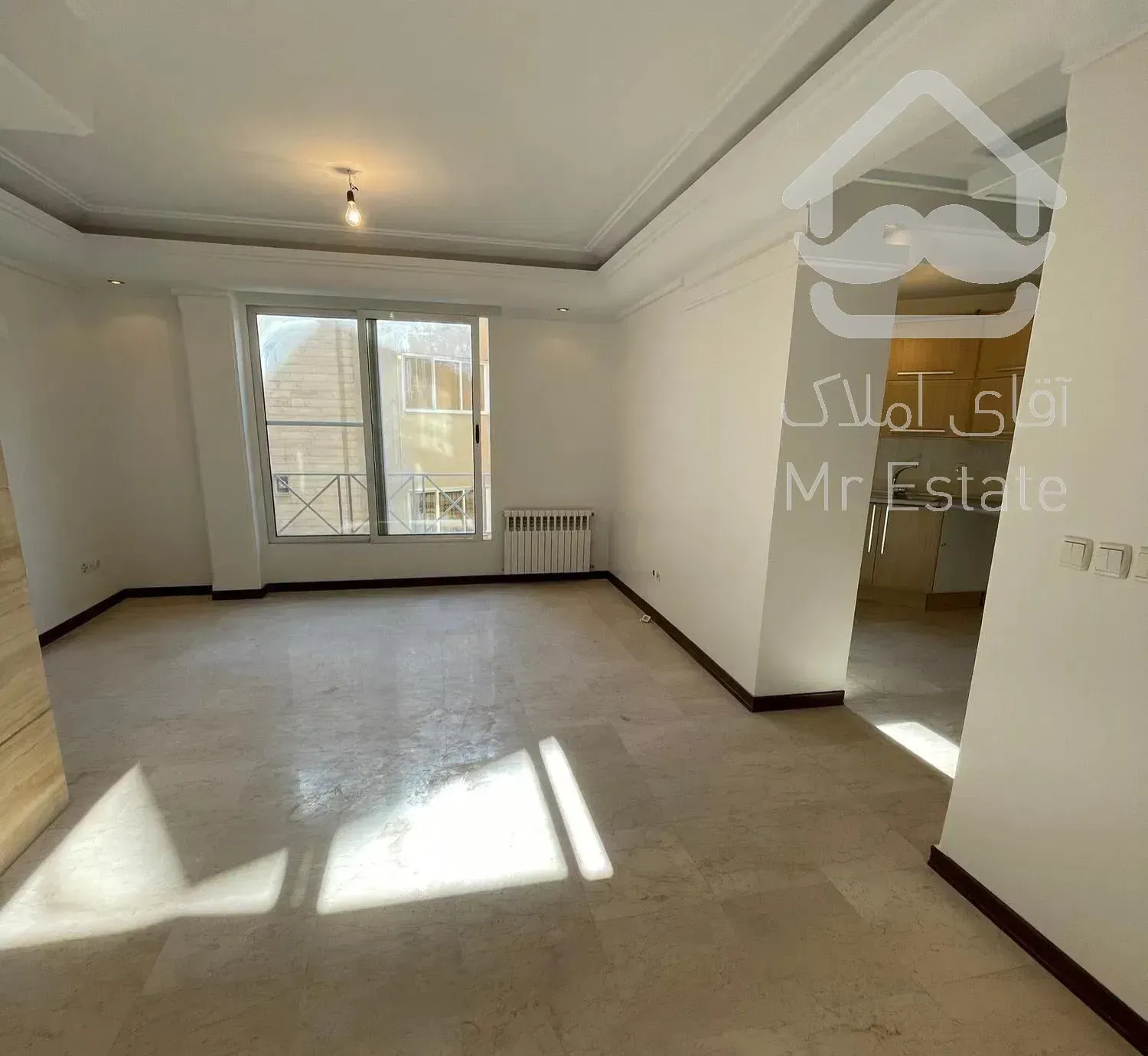 ۹۰ متر دوخوابه // ۲تراس // روبه آفتاب