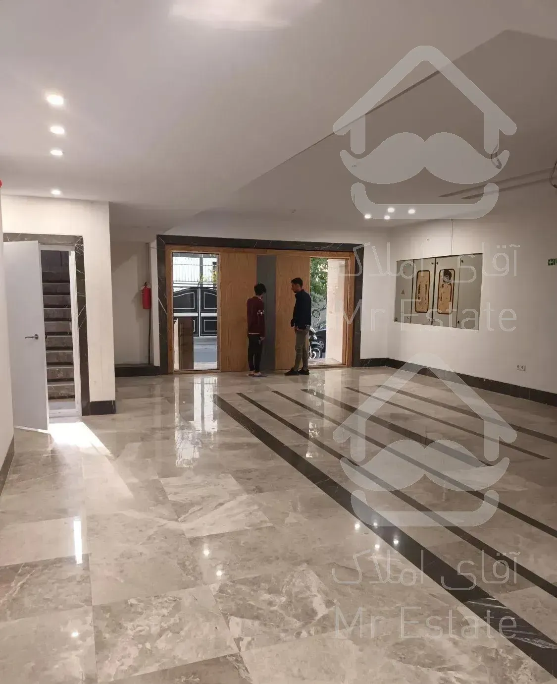 موقعیت اداری بهجت اباد((۲۱۲متر)) نوساز