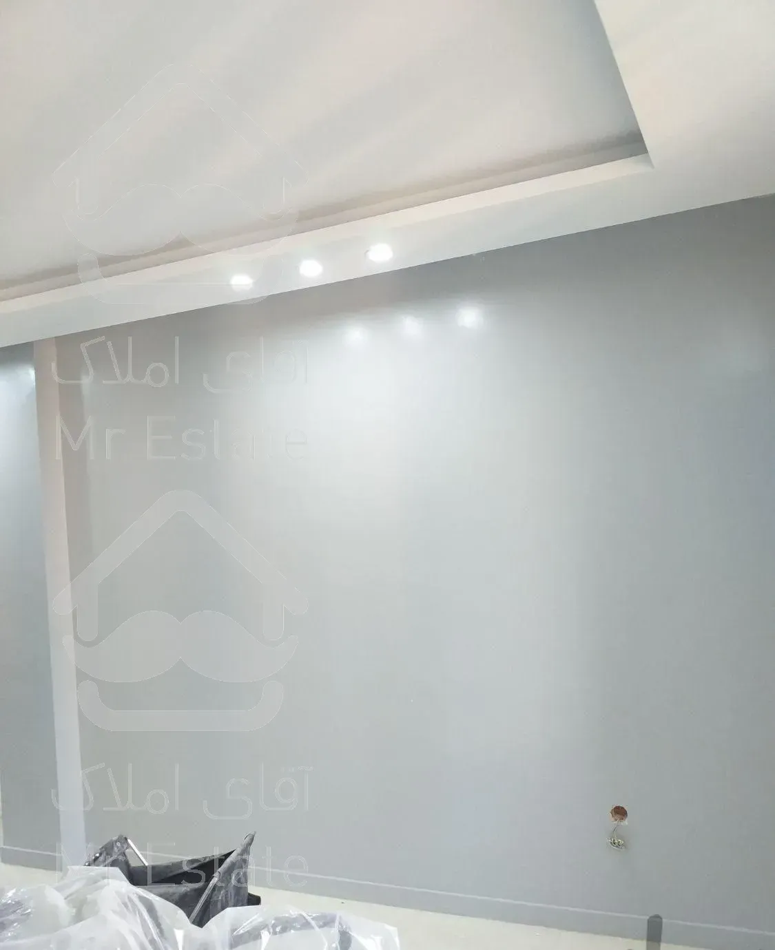 نقاشی ساختمان تخریب و بازسازی داخل واحد