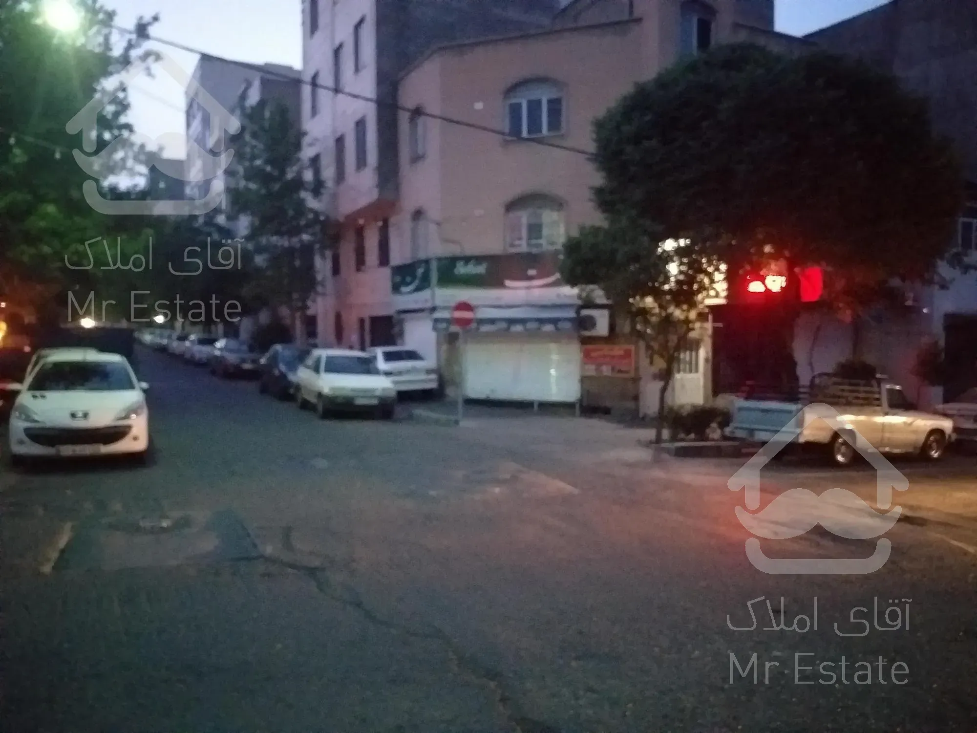 مغازه فعال با گذر عالی