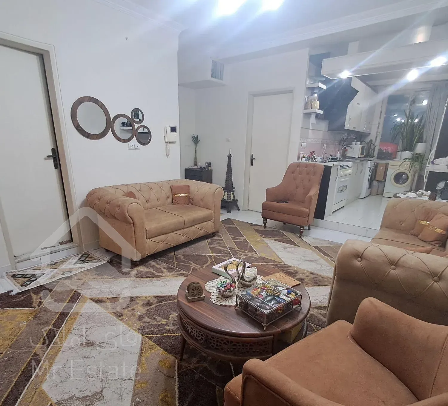 ۵۰ متری/فول امکانات/دسترسی عالی/بازسازی شده