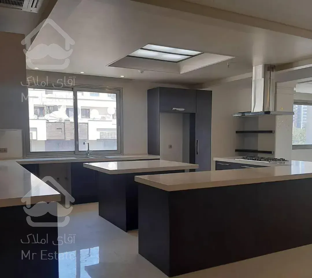 فرمانیه شرقی ۲۱۰متر