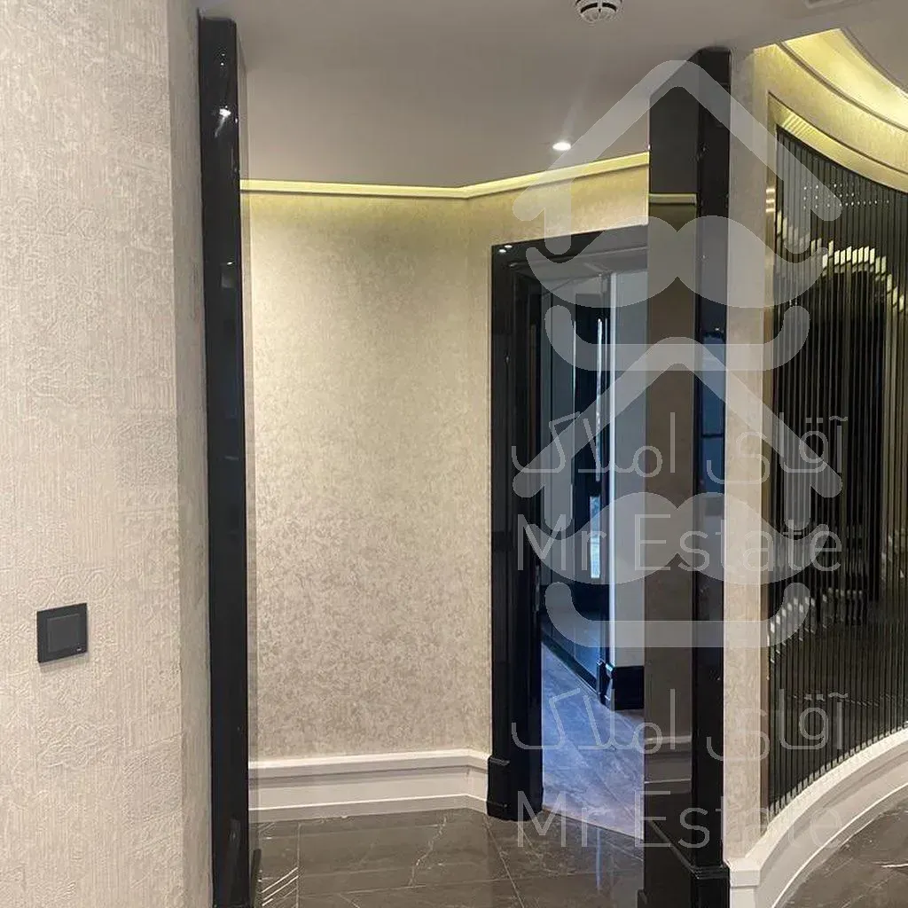 خرید آپارتمان مدرن / سوپر لاکچری ترین واحد نیاوران ۳۰متر تراس ۳۰۰ متر ۳ پارکینگ