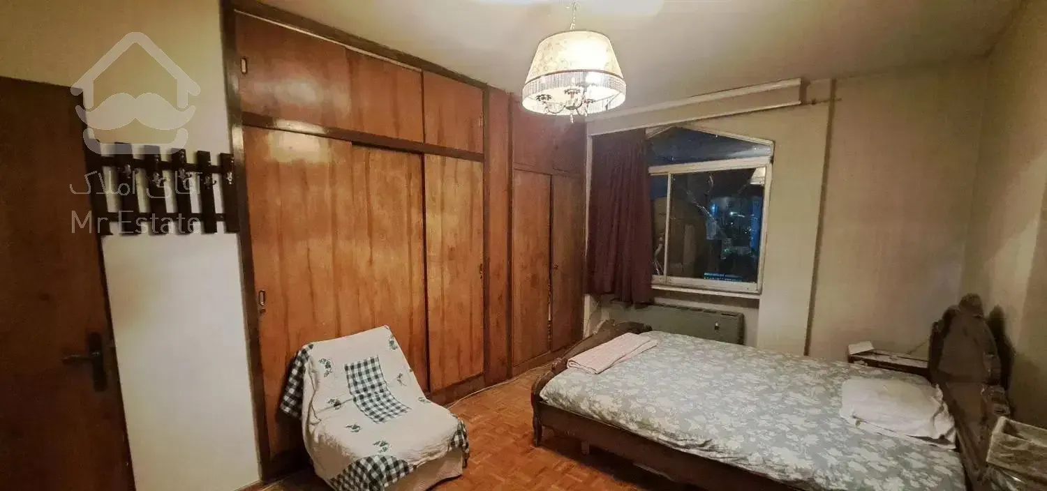 ۱۲۰متری دوخواب/طبقه ۶/خیابان کاخ