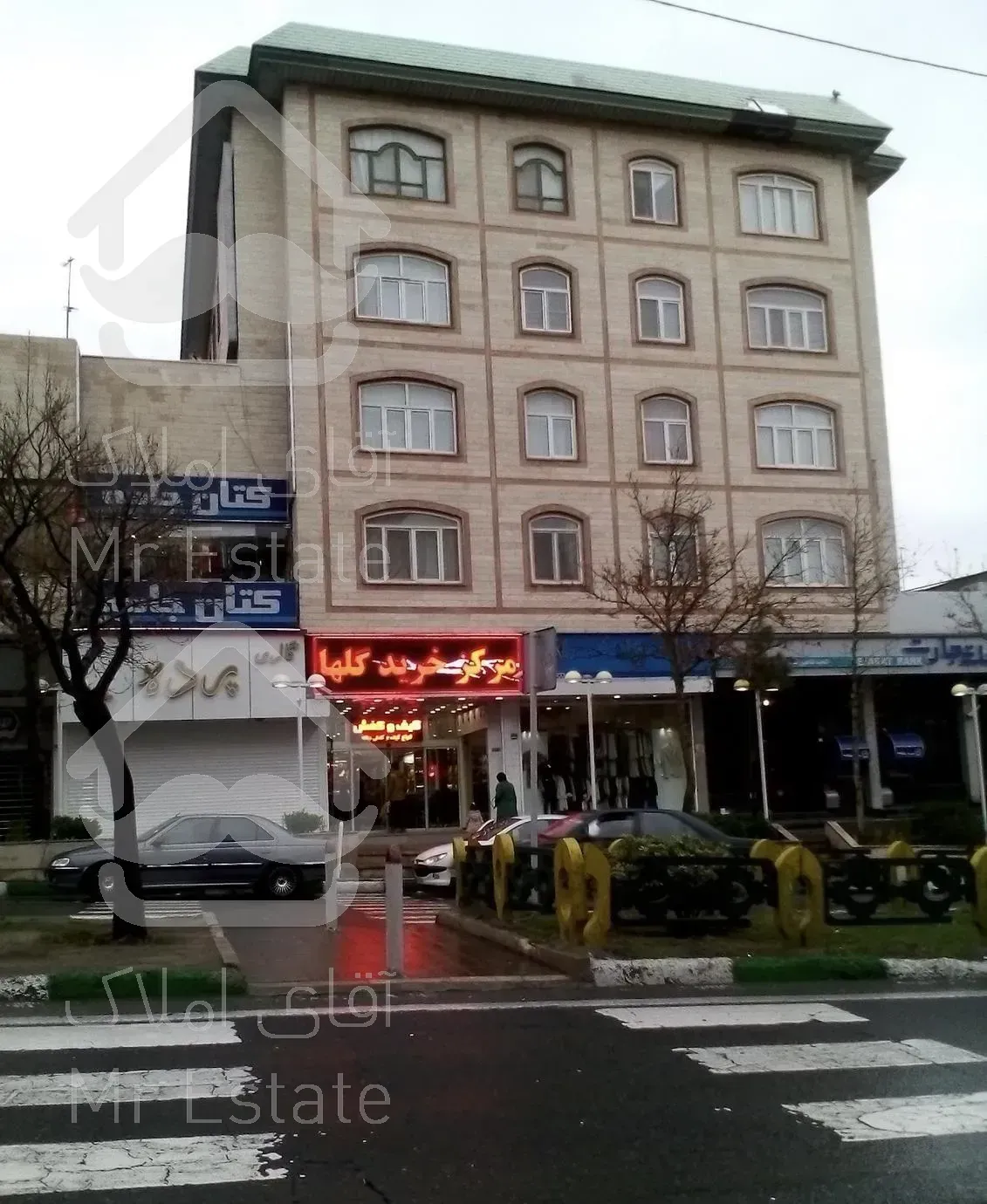 ۱۴متر مغازه تابلوخور  بر شاهین