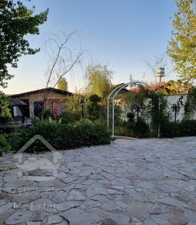 فروش ویلا ۷۱۴ متری در کردان اصلی