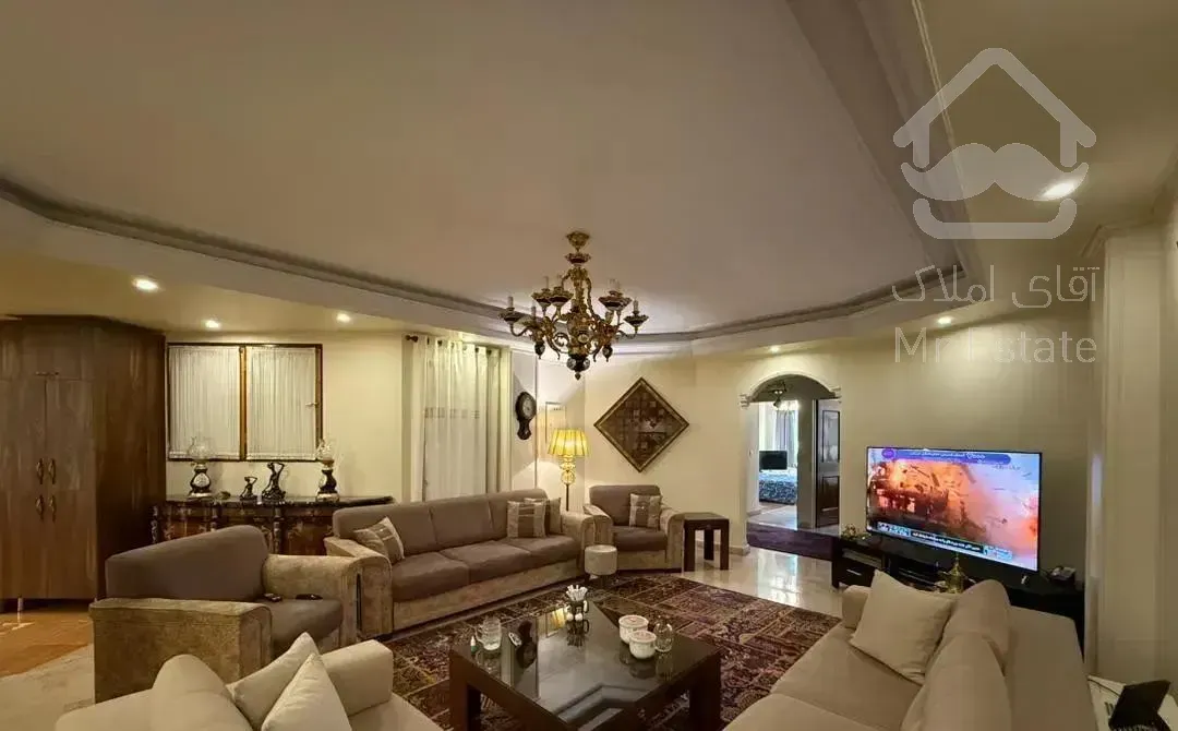 ۱۶۸متر آپارتمان خوش نقشه قبا ،زیبا