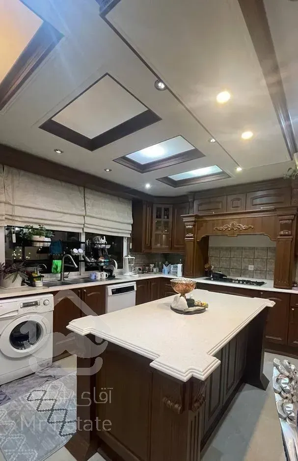 آپارتمان 111 متری، 3 خوابه، کوی بیمه