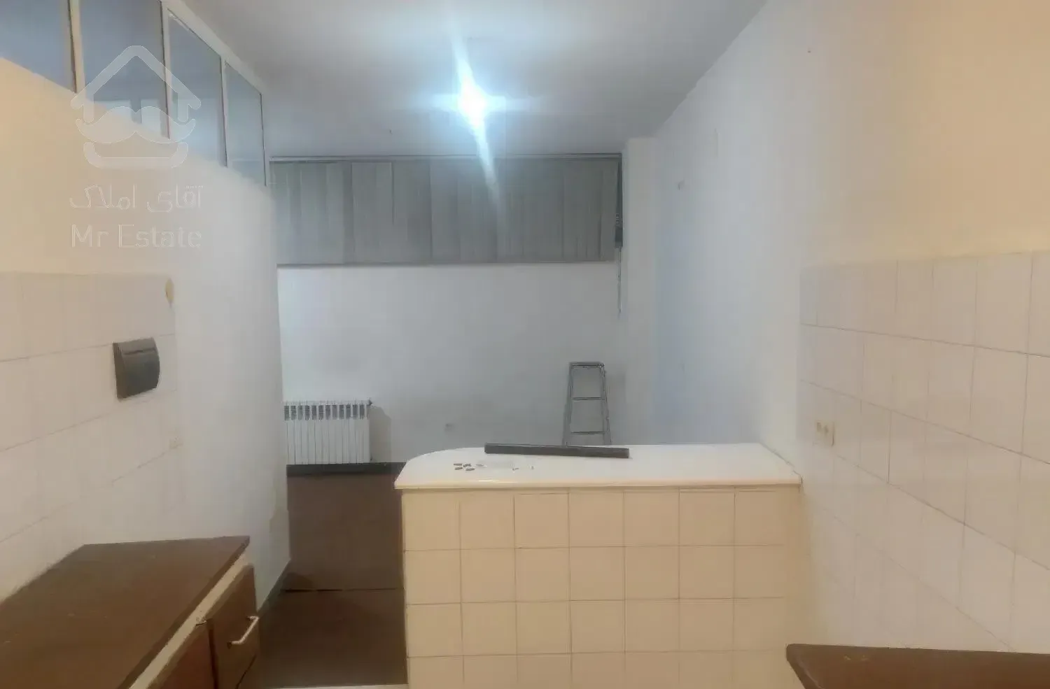 ۵۰ متر طبقه اول