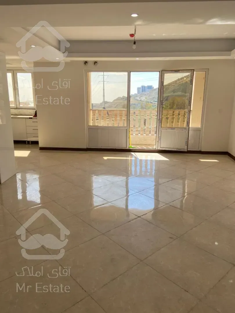 ۱۱۵ متر برج اعیان رونیکا