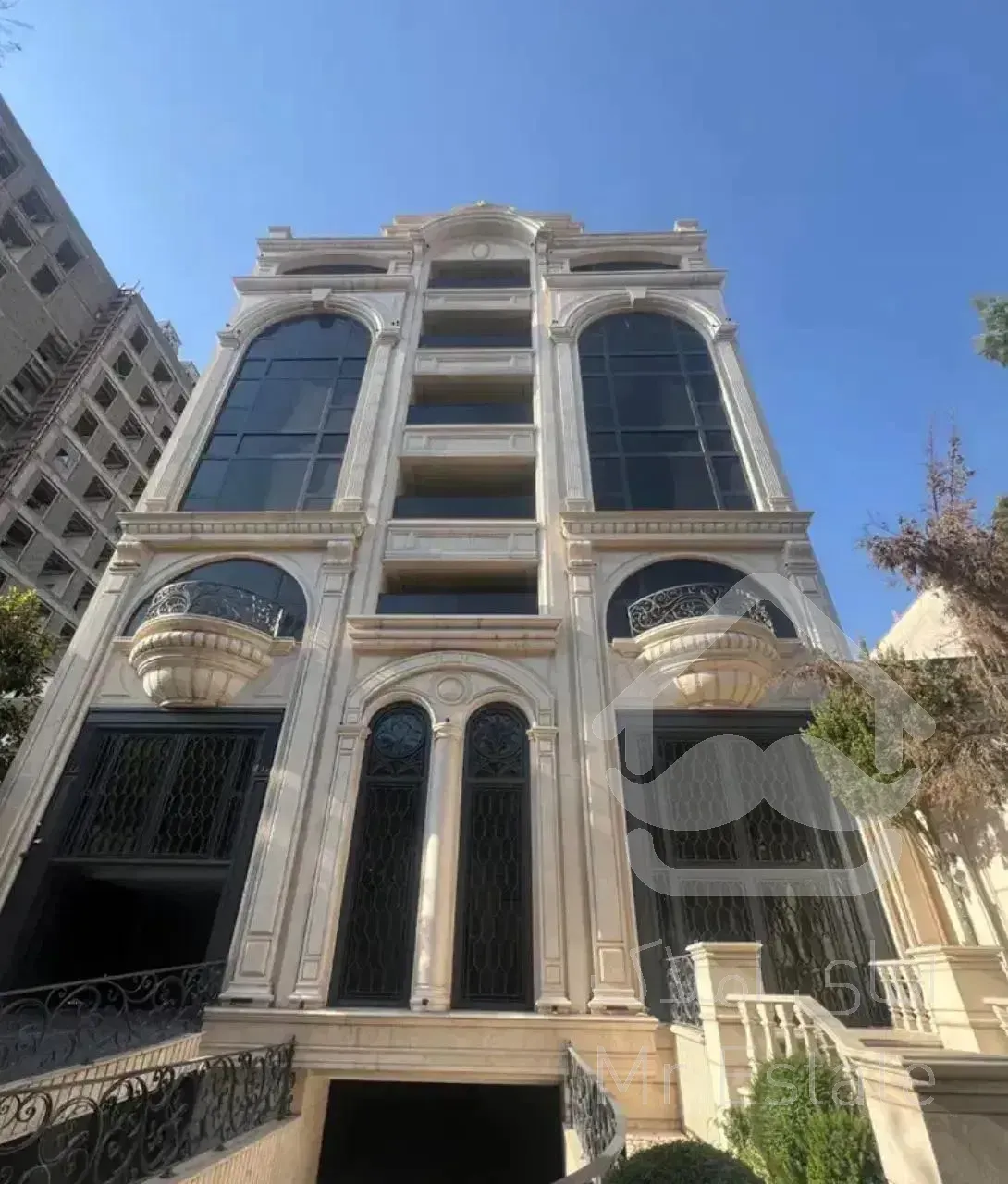 ۱۹۰متر(برج باغ فول مشاعات لوکس) نئوکلاسیکvip