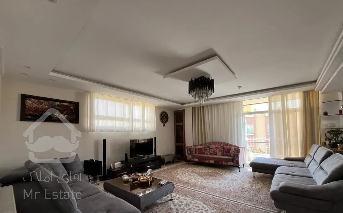 آپارتمان ۳ طرف نور ۱۰۶ متر خوش نقشه ملک‌شهر