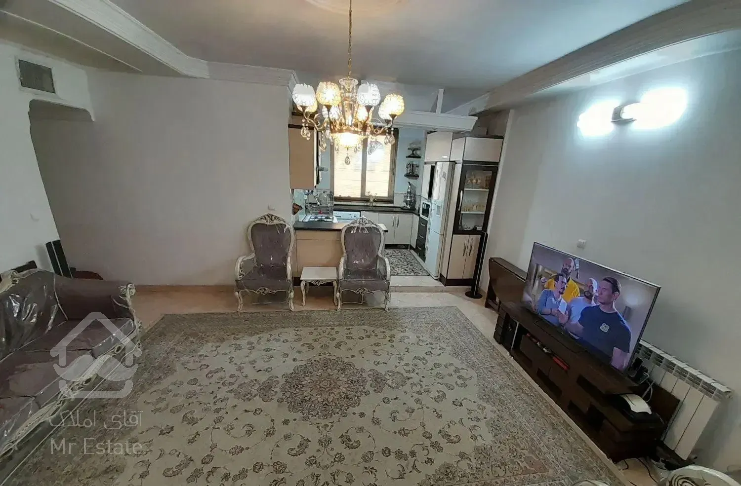 ۶۵ متری/ دوخواب/ پارکینگ