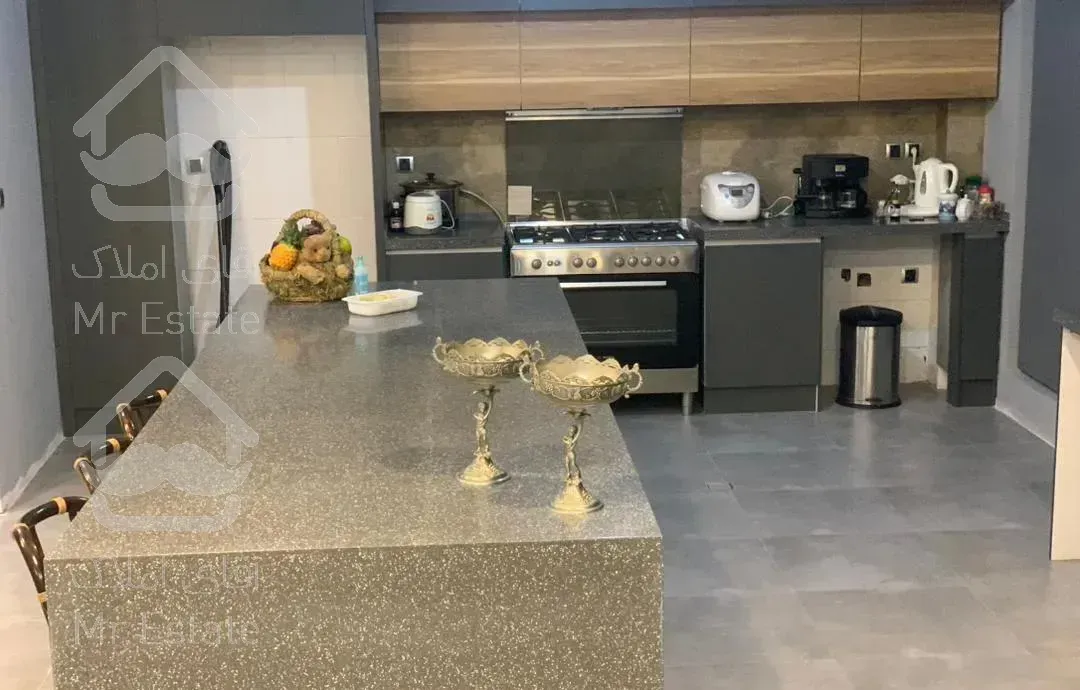 ویلا دوبلکس ۲۵۰متری در شهرک محموداباد