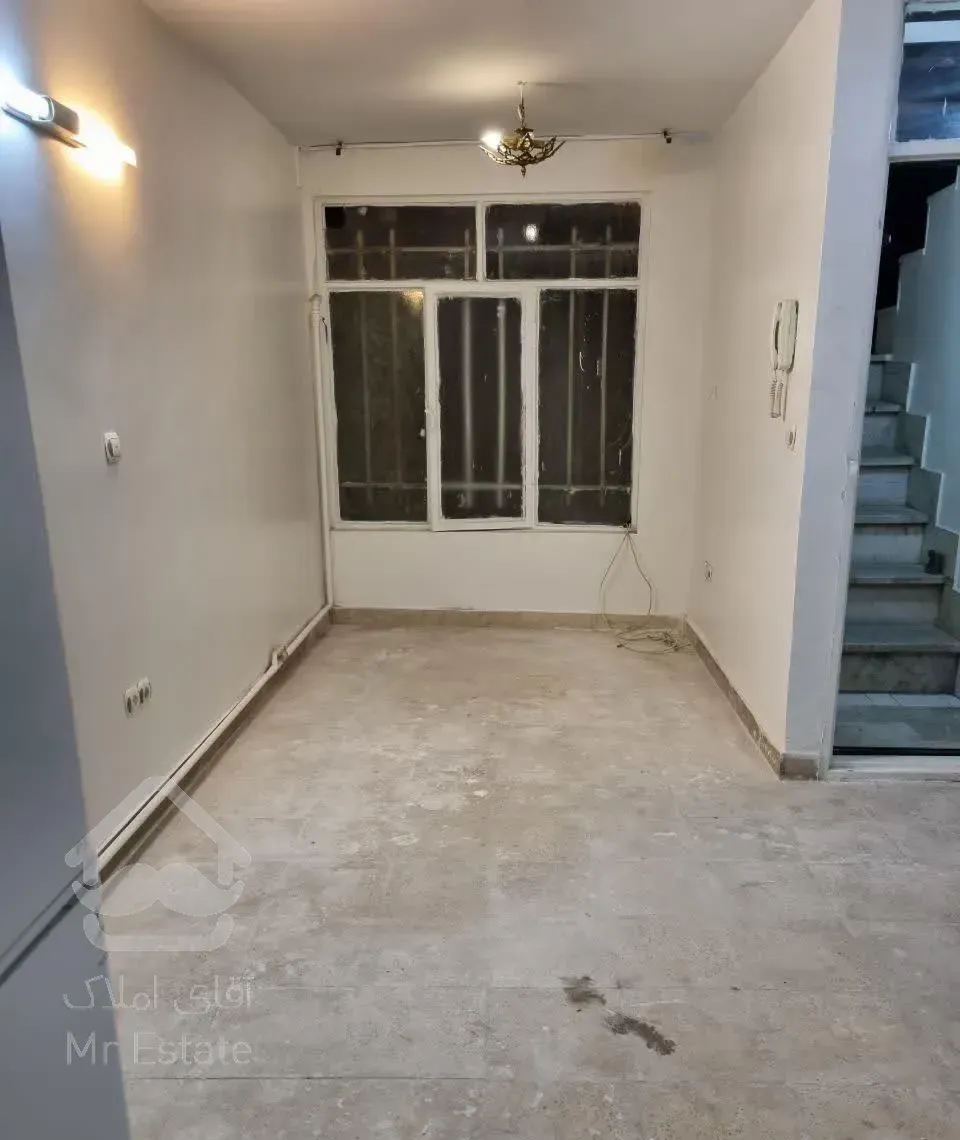 فروش آپارتمان ۴۵ متری ۱ خوابه زیر همکف در استخر